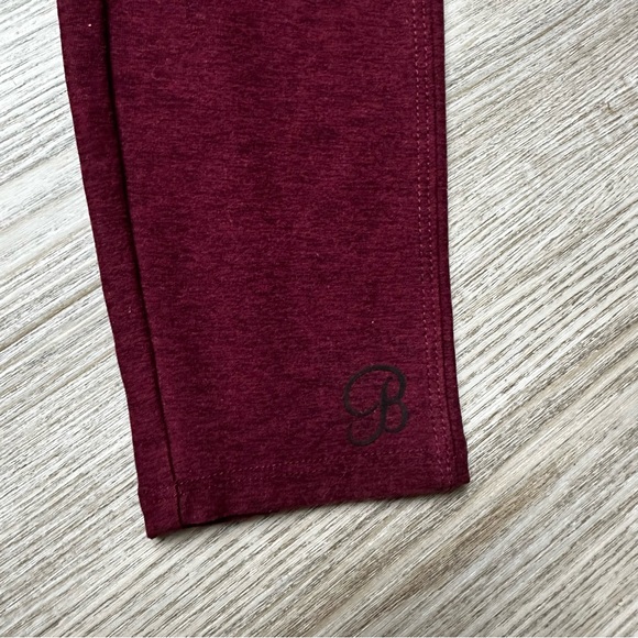 BOMBSHELL SPORTSWEAR BURGUNDY UPLIFT LEGGINGS - Picture 3 of 8